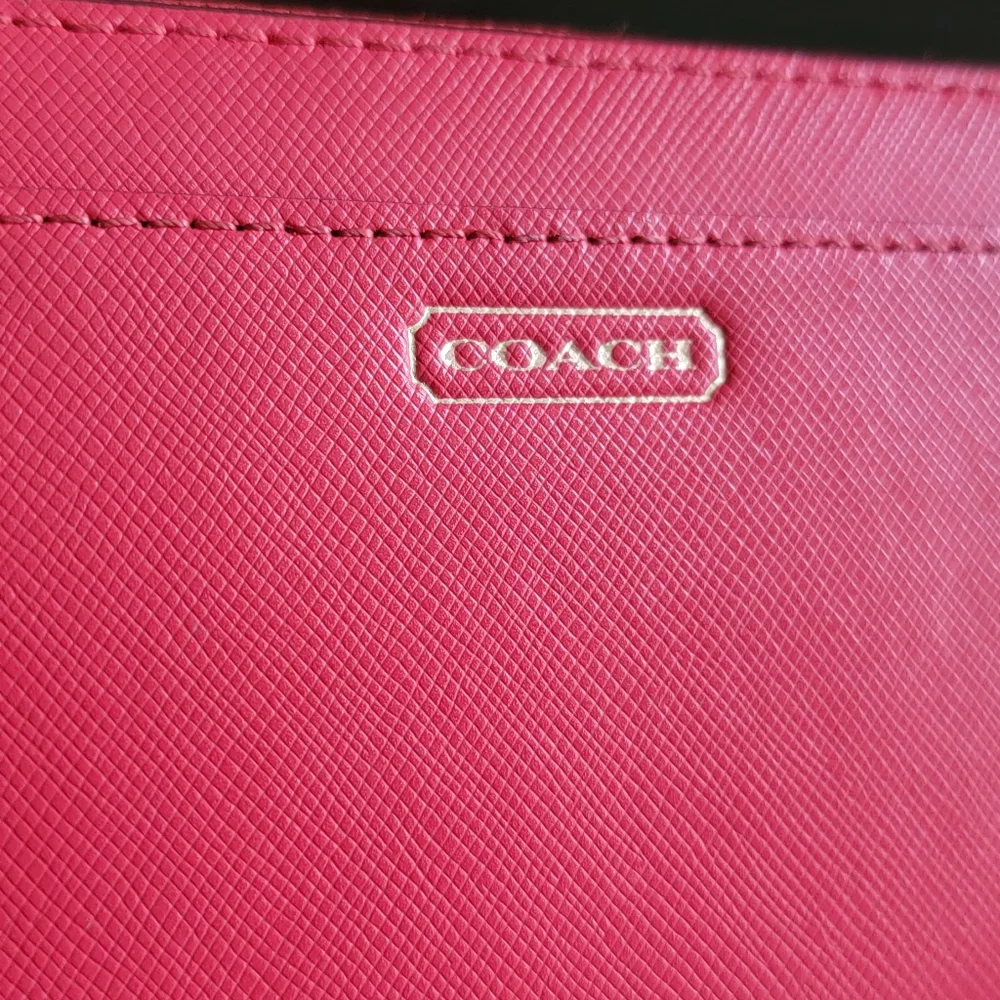 Coach 50427 Darcy Vermillion Red Crossgrain Leather Accordion Zip Wallet